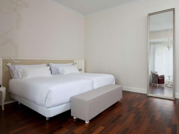 NH Collection Madrid Abascal : photo 1 de la chambre chambre double ou lits jumeaux supérieure avec vue 
