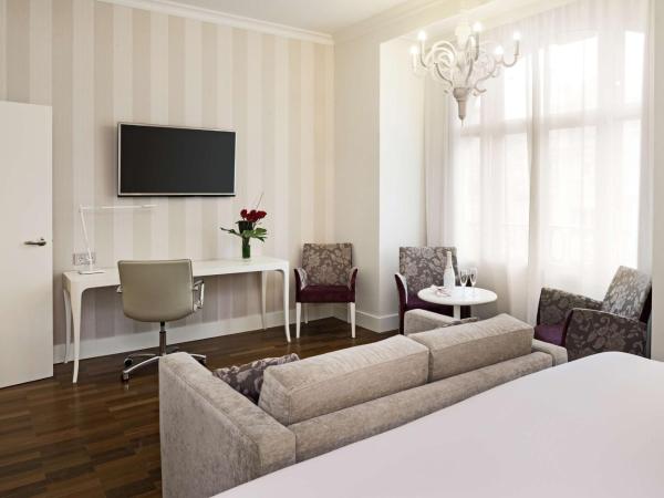 NH Collection Madrid Abascal : photo 4 de la chambre chambre double ou lits jumeaux premium