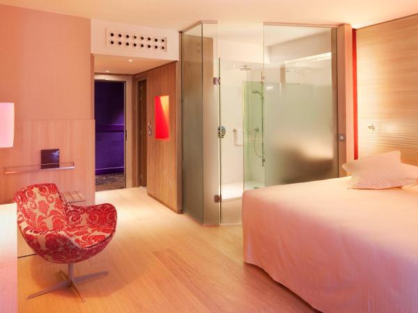 Oceania L'Univers Tours : photo 3 de la chambre chambre double ou lits jumeaux de luxe 