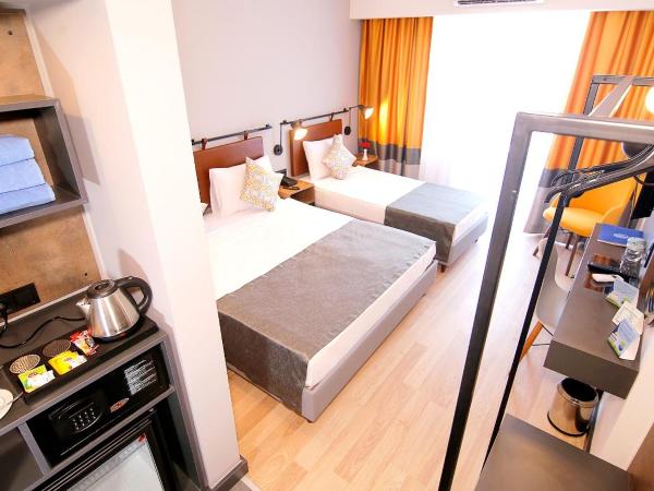 Ramira Joy Hotel : photo 5 de la chambre chambre triple