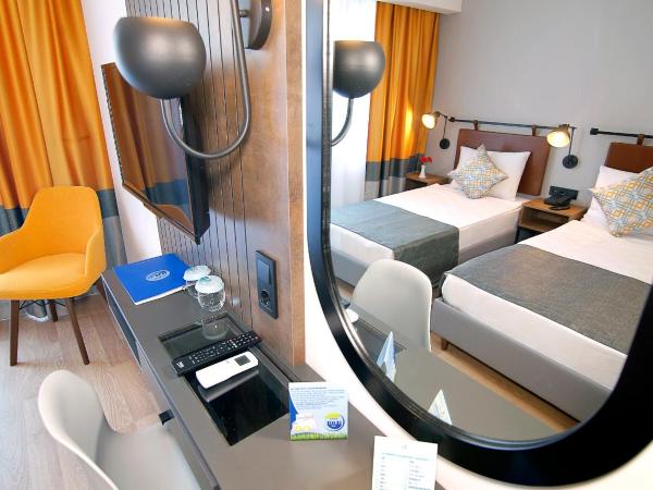 Ramira Joy Hotel : photo 3 de la chambre chambre triple