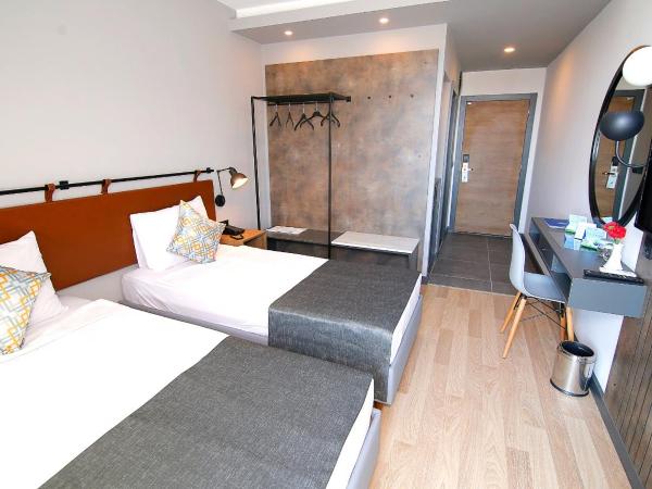 Ramira Joy Hotel : photo 7 de la chambre chambre triple