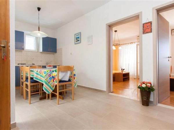 Apartments Marino Gojak : photo 8 de la chambre appartement 3 chambres avec balcon