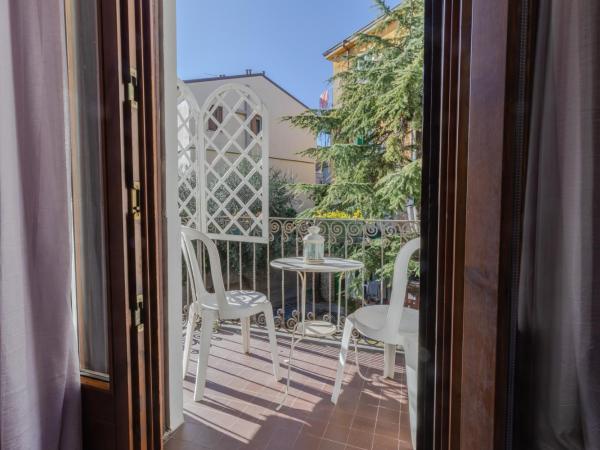 Rooms Giulietta e Romeo : photo 4 de la chambre chambre double