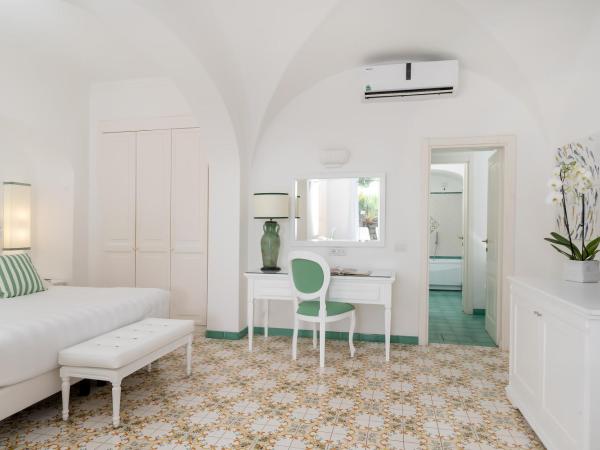 Sina Flora : photo 3 de la chambre suite junior avec terrasse