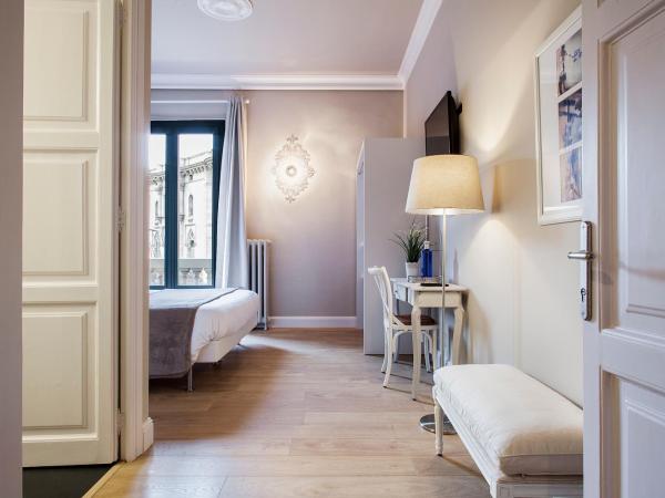 BacHome Gallery B&B : photo 2 de la chambre chambre double deluxe avec balcon