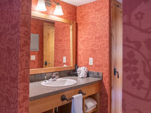 Fox Hotel and Suites : photo 5 de la chambre suite 1 chambre avec lit king-size