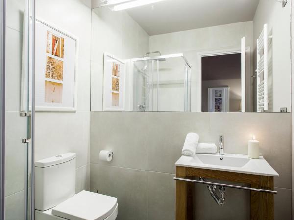 BacHome Gallery B&B : photo 3 de la chambre chambre double deluxe avec balcon