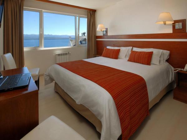 Hotel Tirol : photo 6 de la chambre chambre double ou lits jumeaux - vue sur lac