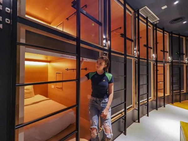 The Bed KLCC : photo 5 de la chambre pod simple mixte avec entrée avant