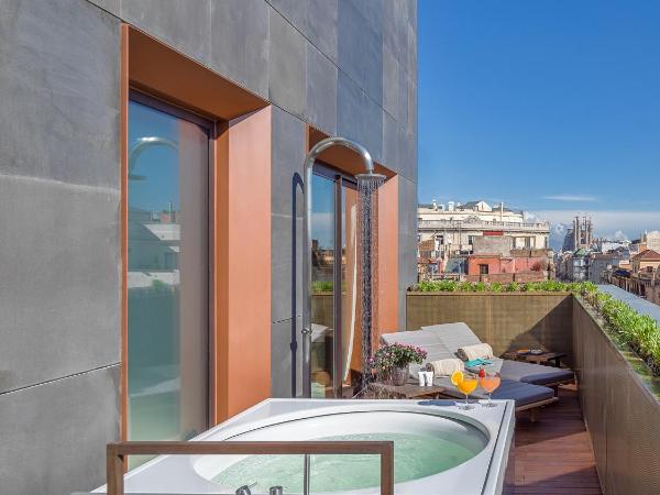 The One Barcelona GL : photo 2 de la chambre suite de luxe - vue sur ville