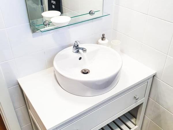 PÊPA Guesthouse : photo 1 de la chambre chambre double avec salle de bains privative extérieure