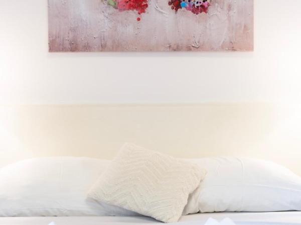 Orsan Residence : photo 5 de la chambre studio avec terrasse