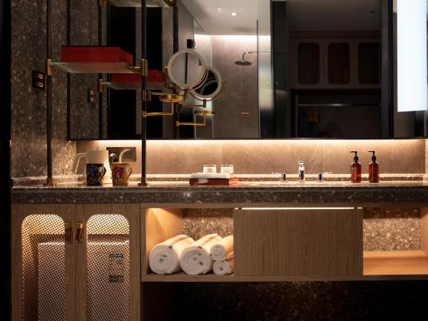 Arthur Hotel Zhujiang New Town Guangzhou- Free Shuttle Bus For Canton Fair : photo 3 de la chambre chambre lit king-size deluxe