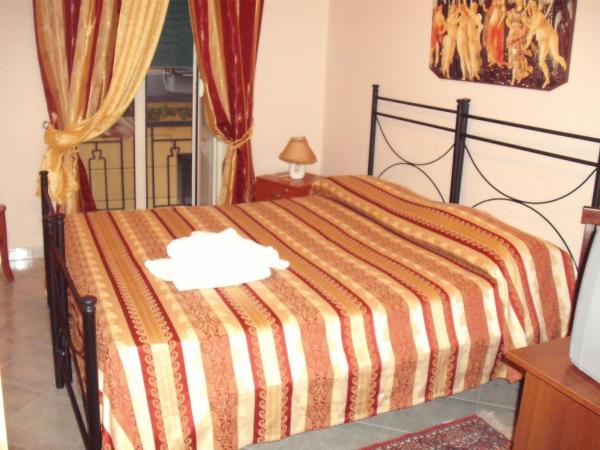 Hotel Alloggio Del Conte : photo 9 de la chambre chambre double ou lits jumeaux Économique 