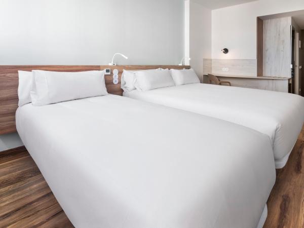 B&B HOTEL Lisboa Aeroporto : photo 4 de la chambre chambre familiale