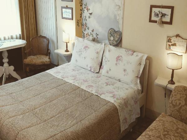 B&B Casa Camilla : photo 5 de la chambre chambre double