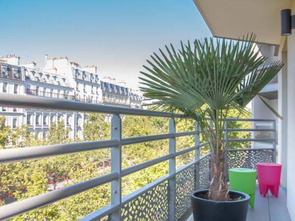 The People - Paris Bercy : photo 3 de la chambre chambre double avec balcon