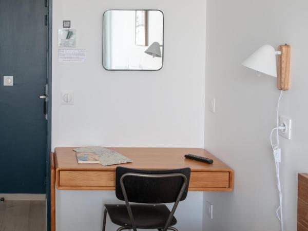 The People - Paris Bercy : photo 6 de la chambre chambre double ou lits jumeaux confort avec balcon