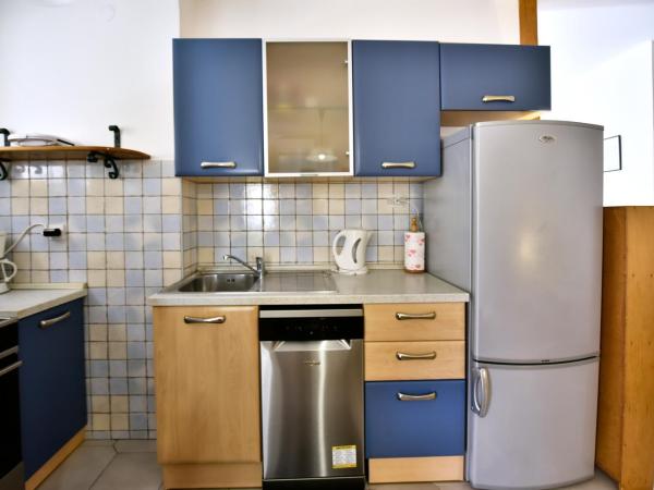 Apartment Nikola : photo 8 de la chambre appartement avec balcon