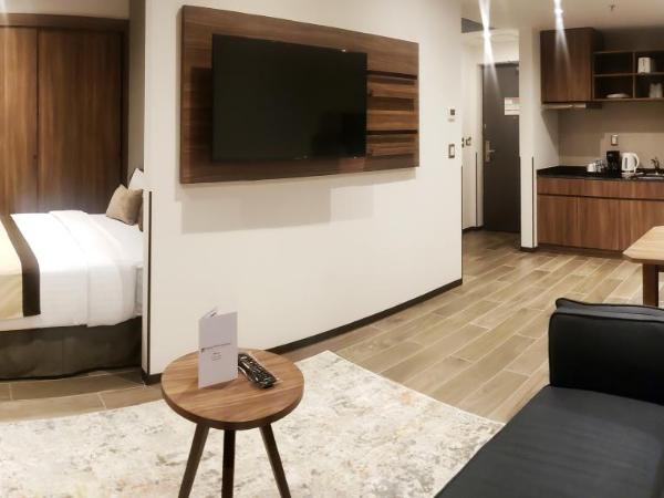 FUJITAYA Querétaro : photo 1 de la chambre suite lit queen-size