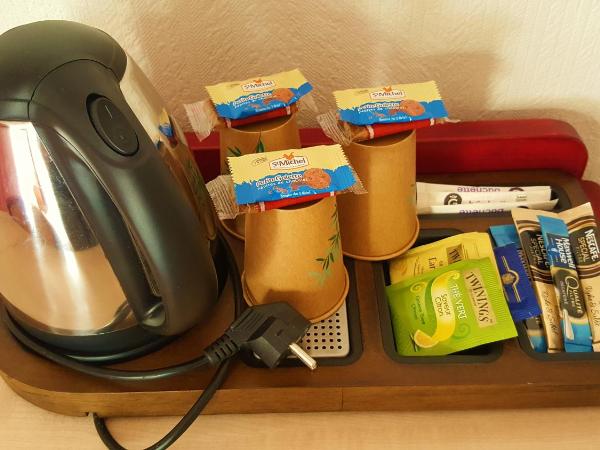 Modern'Hotel : photo 5 de la chambre chambre triple