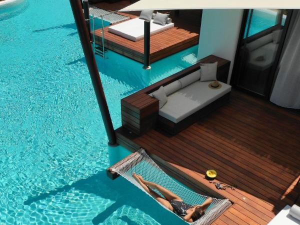 Stella Island Luxury Resort & Spa (Adults Only) : photo 2 de la chambre grand bungalow sur pilotis avec jacuzzi extérieur