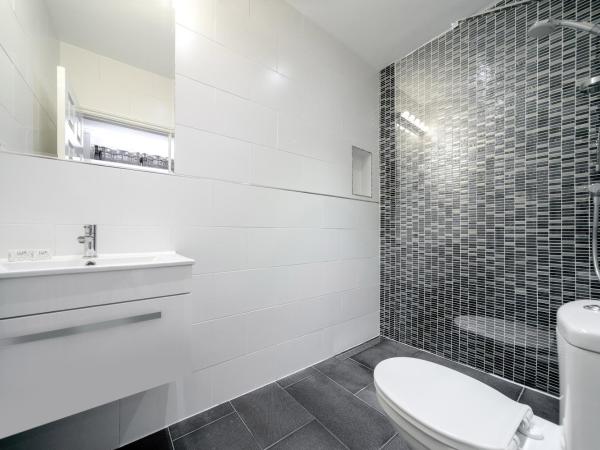 Mentone Hotel : photo 8 de la chambre chambre familiale