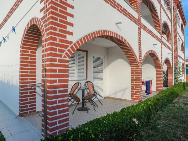 Apartmani Vila Caska : photo 5 de la chambre studio avec terrasse