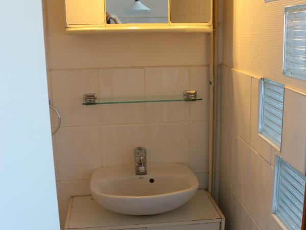 Brussels BnB : photo 5 de la chambre chambre double avec salle de bains privative