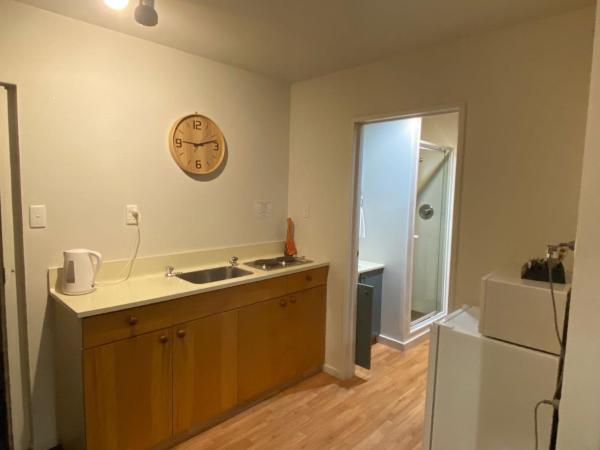 Southern Comfort Motel : photo 2 de la chambre suite 2 chambres