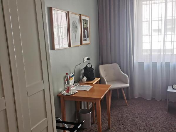 MAX Hotel Düsseldorf Self-Check-in : photo 7 de la chambre chambre simple