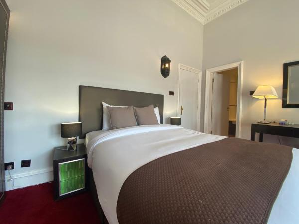 No6 West Coates : photo 1 de la chambre chambre lit king-size