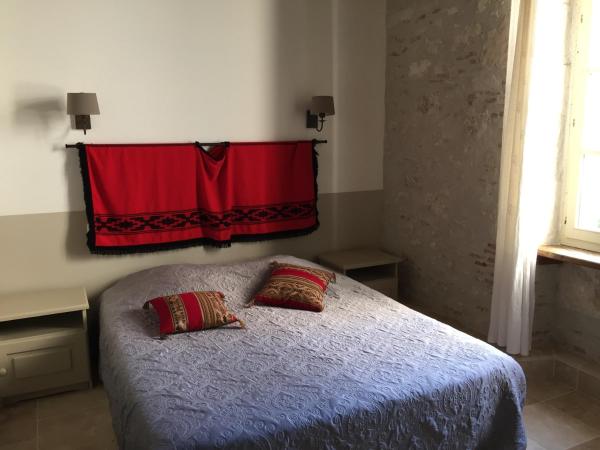 Les Huguets : photo 2 de la chambre chambre quadruple classique