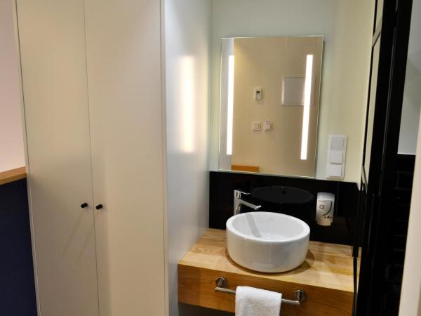 Hotel Alda Galería Coruña : photo 5 de la chambre chambre simple