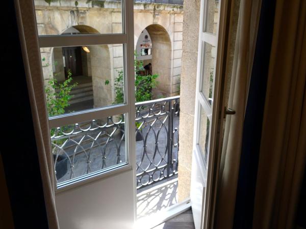 Hotel Alda Galería Coruña : photo 2 de la chambre chambre double avec balcon