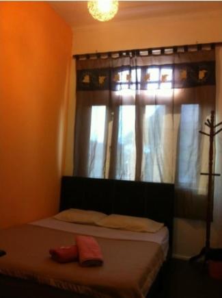 Cocoa Mews Cafe and Homestay : photo 6 de la chambre chambre double deluxe avec salle de bains commune