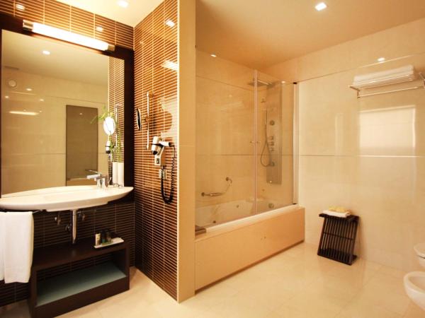 BessaHotel Boavista : photo 5 de la chambre chambre double supérieure avec bain à remous 