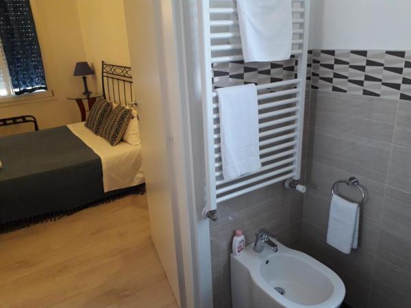 Dafne B&B : photo 1 de la chambre chambre double avec salle de bains privative intérieure