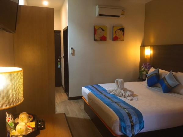 BB Mantra Boutique Hotel : photo 3 de la chambre chambre supérieure sans balcon - vue sur rue