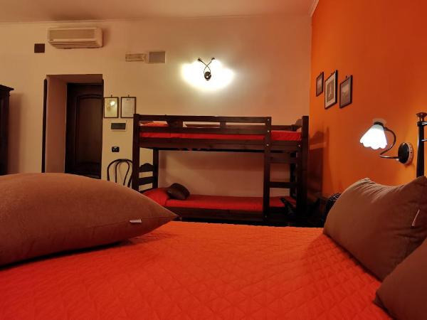 Hotel Neapolis : photo 7 de la chambre chambre familiale