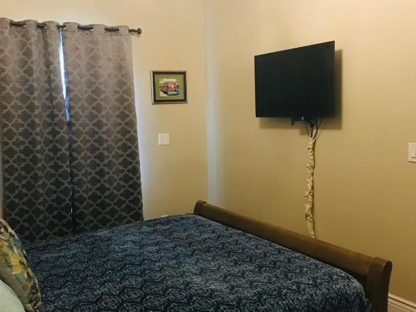 WG Creole House 1850 : photo 6 de la chambre chambre double avec salle de bains privative