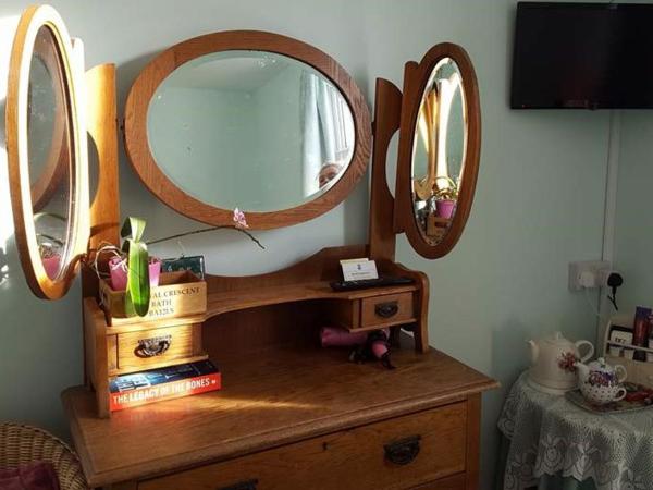 White Guest House : photo 2 de la chambre petite chambre simple