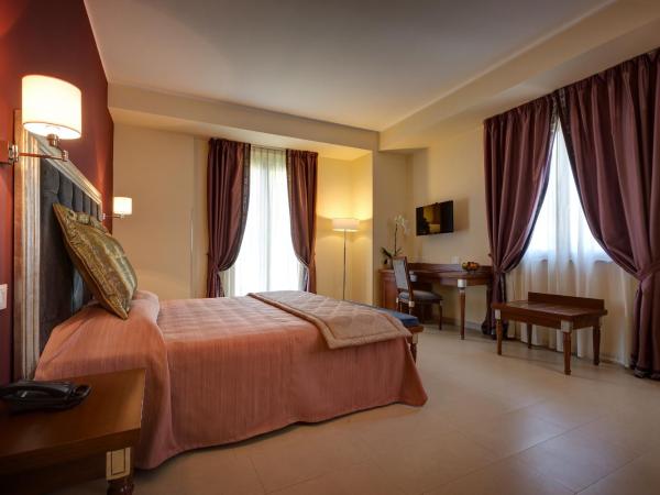 Hotel Parco delle Fontane : photo 4 de la chambre suite junior