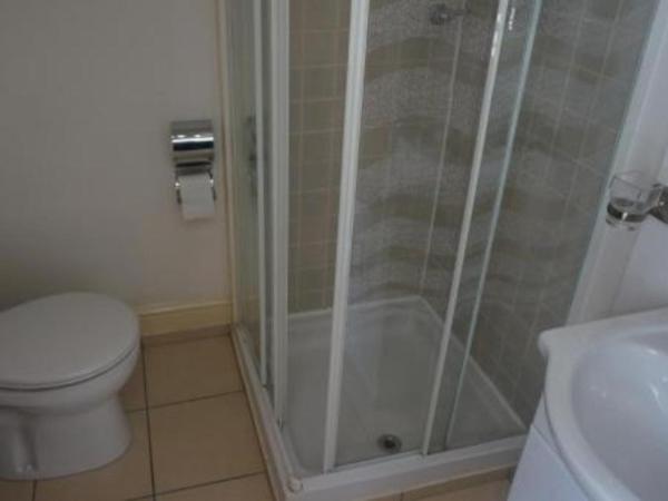 The Cotswold : photo 9 de la chambre chambre simple avec douche 
