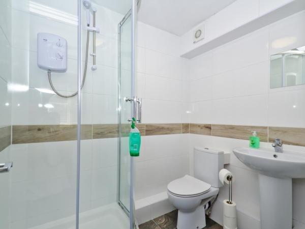 Harlinger Lodge Annexe : photo 7 de la chambre chambre double avec salle de bains privative