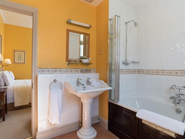 Dukes Bath : photo 6 de la chambre hébergement lit king-size supérieur