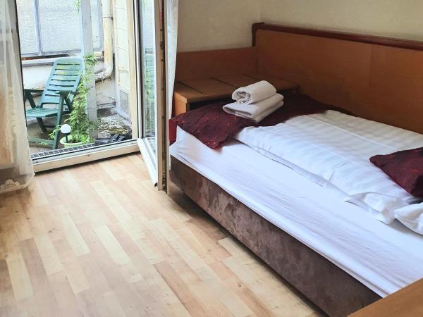 Hotel Cara Vita Cologne : photo 5 de la chambre chambre simple avec terrasse