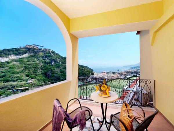 Hotel San Lorenzo Thermal Spa : photo 5 de la chambre chambre double ou lits jumeaux avec vue sur la mer et balcon