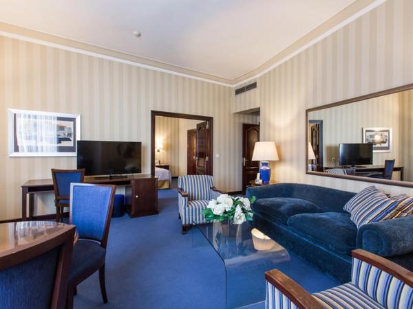 Hotel Carlton : photo 3 de la chambre room #9060027